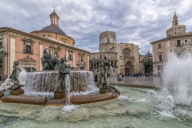 plaza de la virgen, valencia, spain