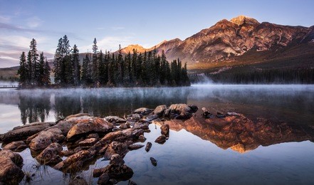pyramid lake. nevada