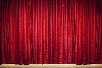 red curtain