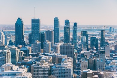 montreal skyline from kondiaronk belvedere / mont-royal in winter (2017)