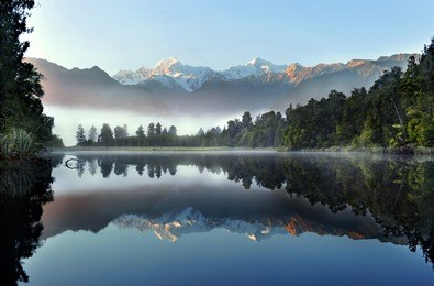 reflection of lake matheson