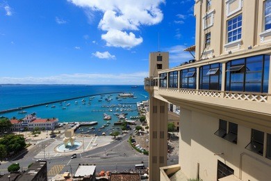 elevador lacerda elevator one of the most famous landmarks in salvador de bahia brazil