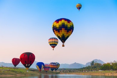 balloon fiesta, going up and up, chiang rai, thailand