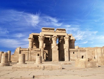 kom ombo temple egypt