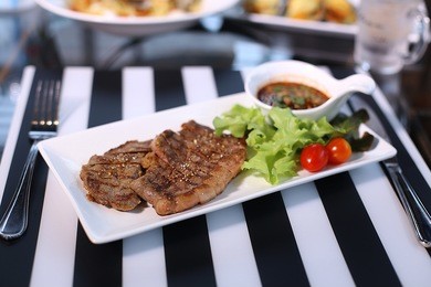 grilled steak meat sauce