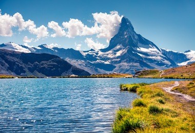 colorful summer view of the stellisee lake. great outdoor scene with matterhorn (monte cervino, mont cervin) in swiss alps, zermatt location, valais canton, switzerland, europe.
