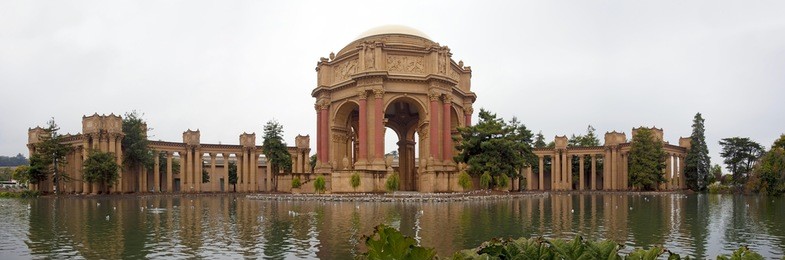 palace of fine arts in san francisco. panorama.