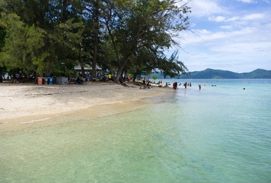 view of mamutik island in kota kinabalu, sabah borneo, malaysia. mamutik island is one of five islands in tunku abdul rahman national marine park