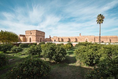 el badi palace is a ruined palace located in marrakesh, morocco. it is commissioned by the arab saadian sultan ahmad al-mansur.