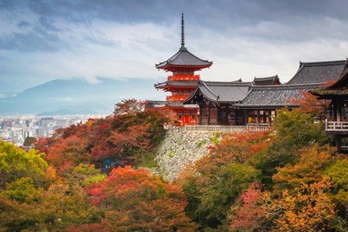 kiyomizu-dera buddhist temple in kyoto during autumn season, japan
