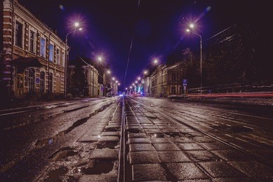 street-night the tram rails