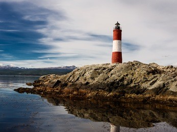 lighthouse les eclaireurs in beagle channel near ushuaia