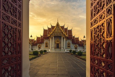 wat benchamabophit the marble temple