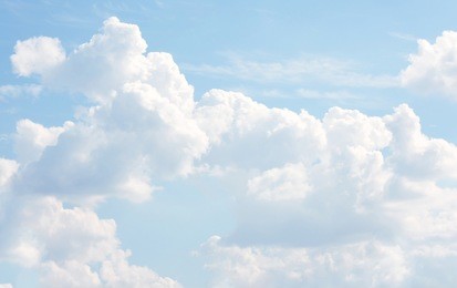 clouds in the blue sky