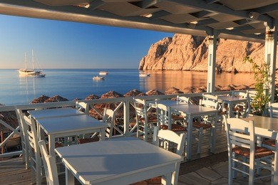 kamari beach - santorini