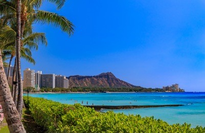 view of waikiki beach and diamond head in honolulu, hawaii, usa