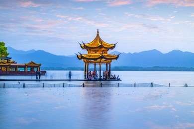 hangzhou west lake beautiful scenery