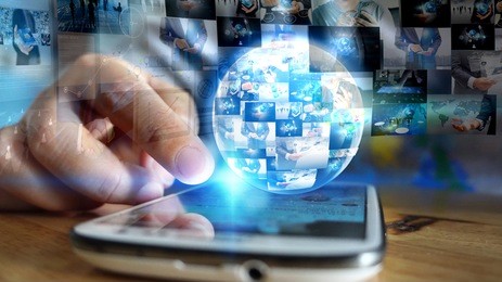 businessman working on virtual screen.business concept,technology