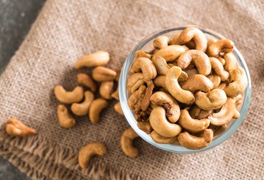 roasted cashew nuts in bowl