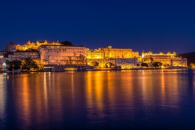 long exposure lake pichola and taj lake palace , udaipur, rajasthan, india, asia.