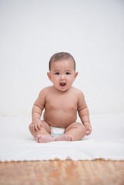 baby girl sitting