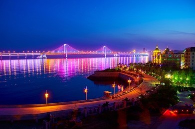 the dalian xinghai bay cross-sea bridge