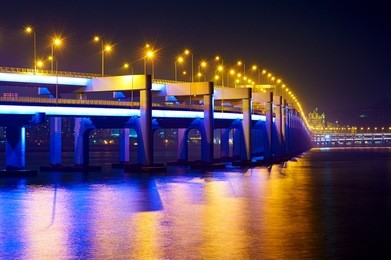 the dalian xinghai bay cross-sea bridge