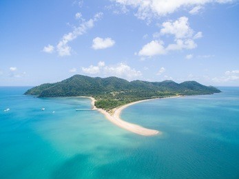 dunk island queensland australia mission beach reef sand bar 