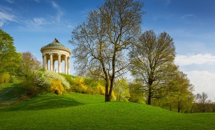 monopteros temple in the english garden, munich bavaria, germany