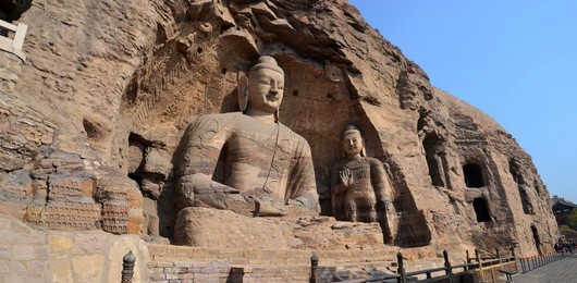 yungang grottoes near datong
