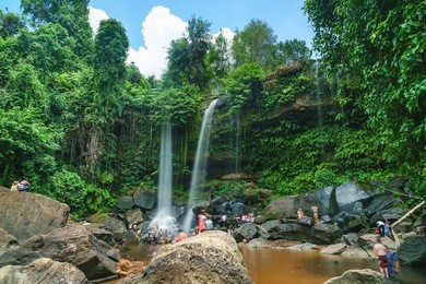 waterfall in phnom kulen national park