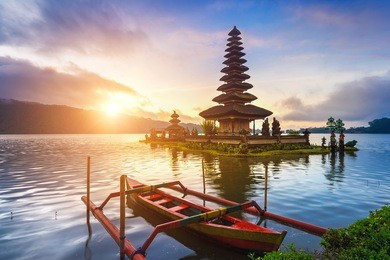 pura ulun danu bratan temple in bali, indonesia.