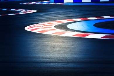 track competition, detail of a section of a road in competition.