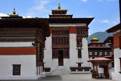  tashichho dzong is one of the most famous fortresses in bhutan and vistor and tourists can seen exploring around this buddhist monastery. 