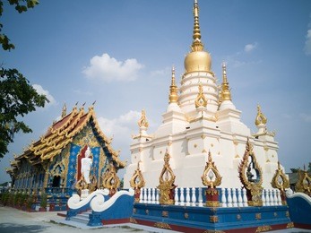 wat-rong-sua-ten, rong sua ten temple, famous landscape in chiangrai, thailand