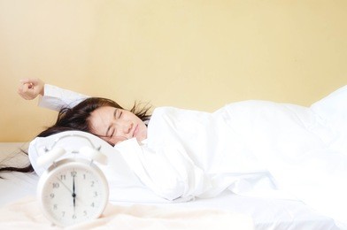 asian women are awakened and disturbed to lose their physical activity in the morning.