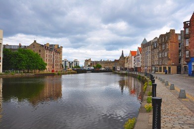 water of leith in north of edinburgh 