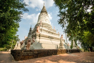 wat phnom pagoda in phnom penh in cambodia