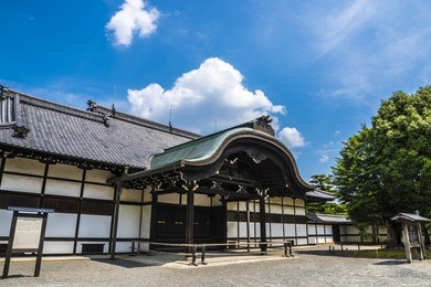 honmaru palace in nijojo castle