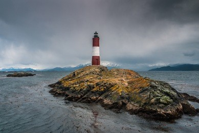 les eclaireurs lighthouse,lighthouse at the end of the world, argentina