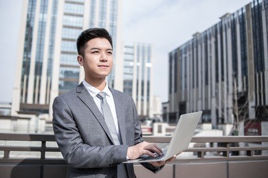 businessman use laptop at outdoor