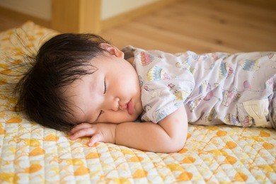 asia baby sleeping / japanese baby 8 months old