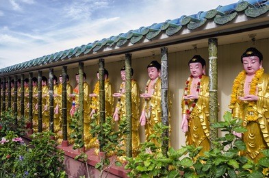 buddha statues in kek lok si temple, penang, malaysia