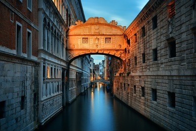 bridge of sighs at night as the famous landmark in venice italy.