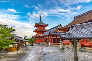 kiyomizu dera, ancient kyoto shrine, early morning