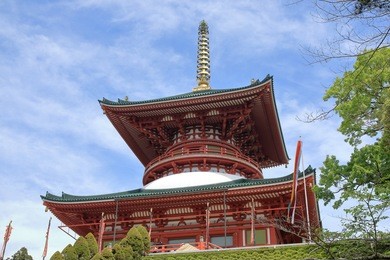 the great pagoda (daito), narita-san sensoji temple, near tokyo, japan