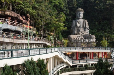 big buddha statue at chin swee temple, genting highlands, malaysia.japanese style.