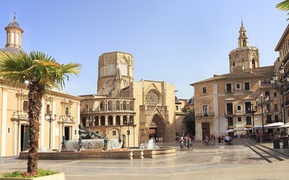 plaza de la virgen including turia fountain and cathedral of valencia, spain