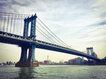 manhattan bridge over the east river in vintage style