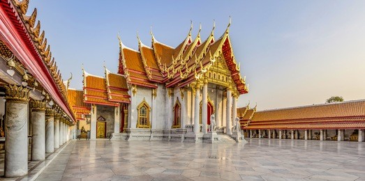 the marble temple, wat benchamabopitr dusitvanaram bangkok, thailand. / wat benchamabophit dusit wanaram ratchaworawihan temple of favorite and public place for tourist